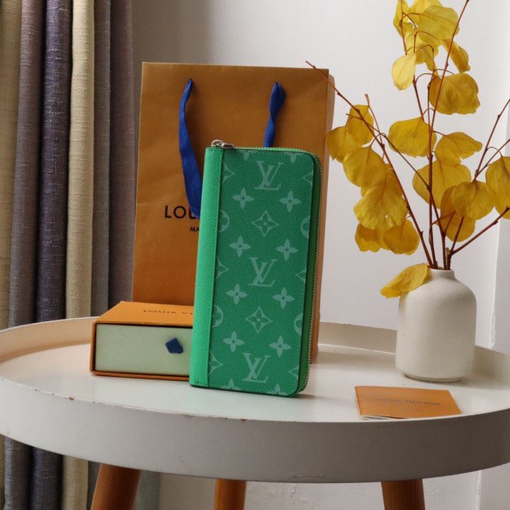 LV Wallets